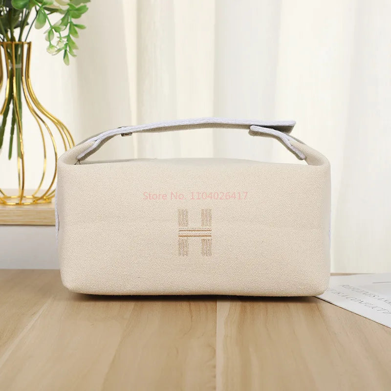 Cosmetic Bag Dustproof Zipper Handbag