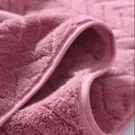 Solid Color Towel Set of 4pcs, Ultra Soft  , 4 Color Options.